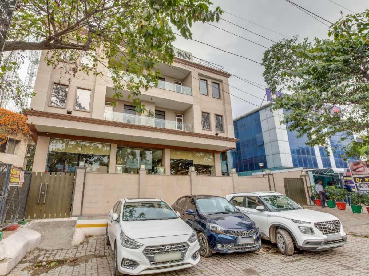 Hotel Sandstone Inn Lucknow Exterior photo